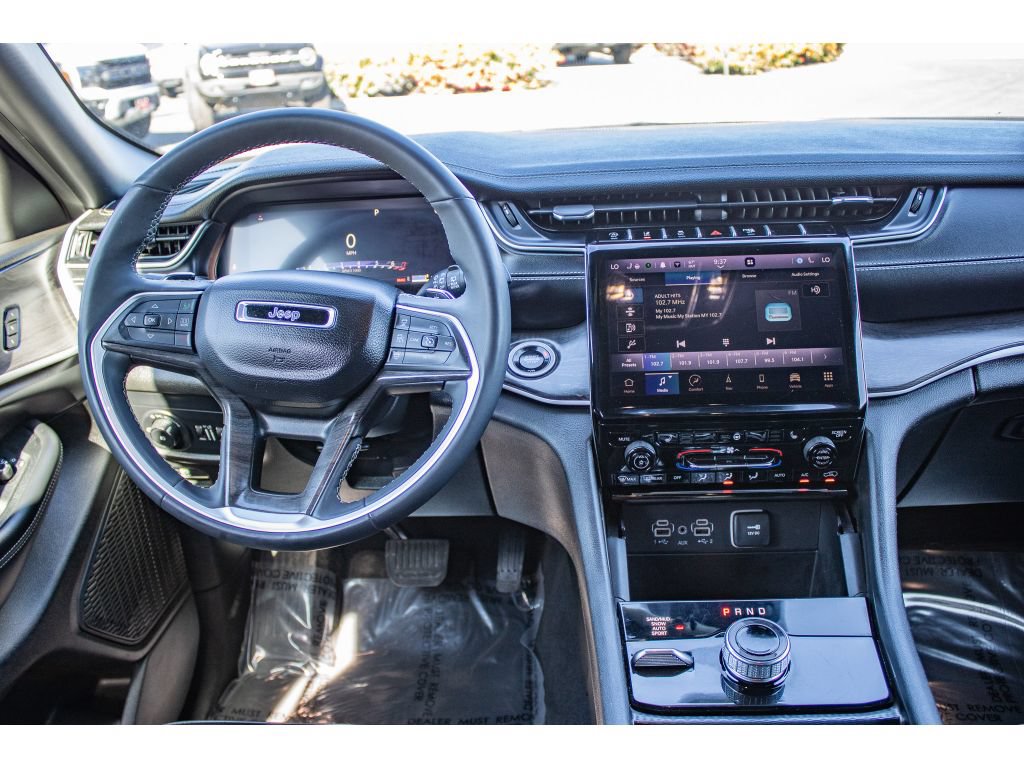 Used 2024 Jeep Grand Cherokee L Limited AWD/4WD image 26