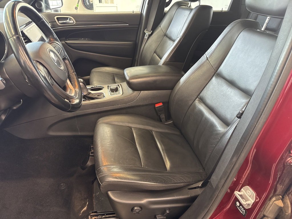 Used 2022 Jeep Grand Cherokee Limited image 27