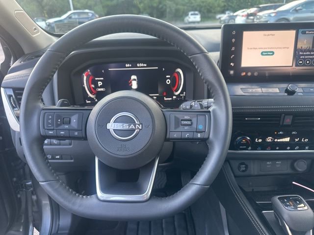 Used 2024 Nissan Rogue Platinum w/ Platinum Premium Package image 21