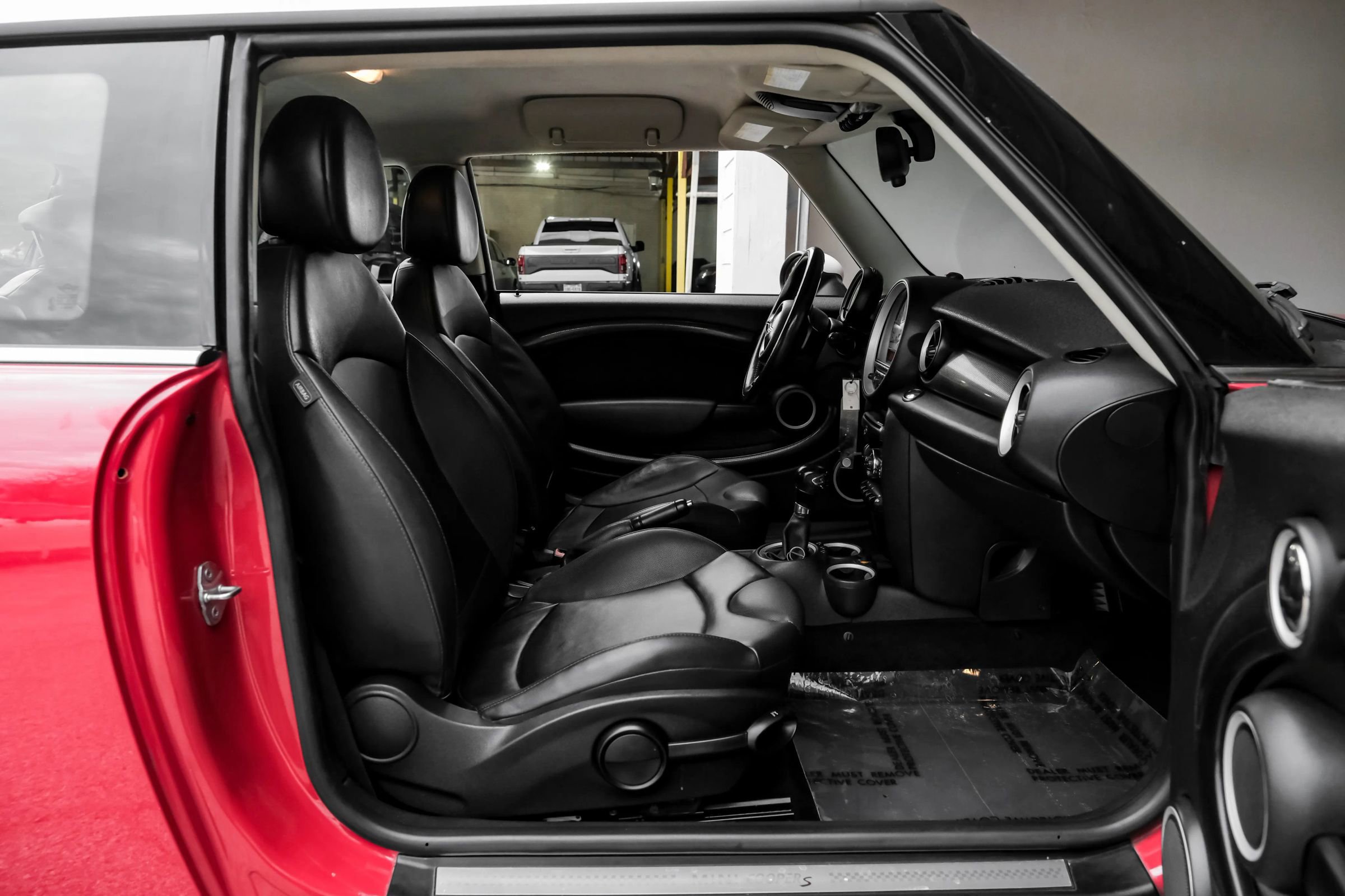 Used 2013 MINI Cooper S image 28