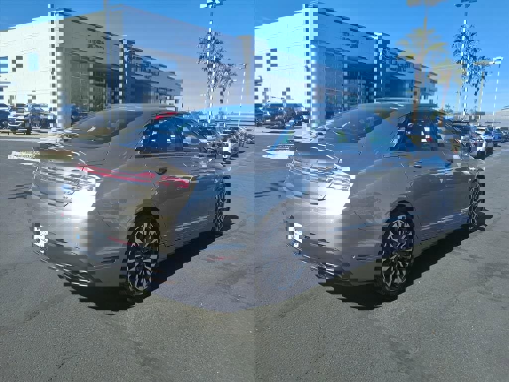 Used 2018 Lincoln MKZ Reserve w/ Technology Package image 9