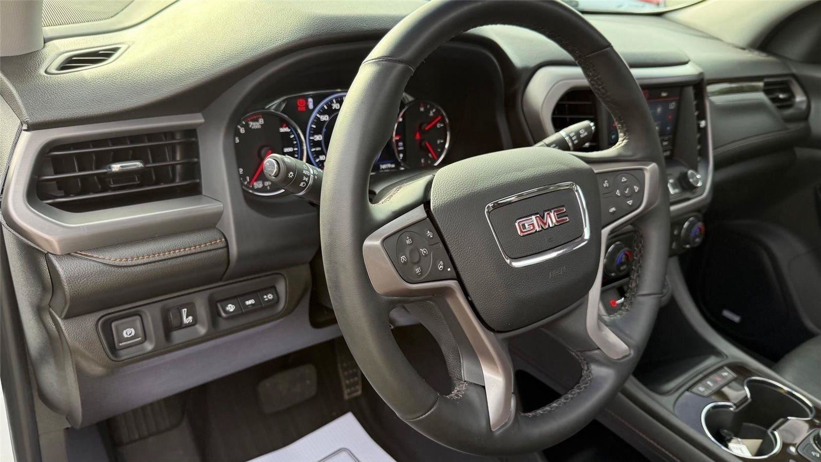 Used 2023 GMC Acadia AT4 w/ Technology Package AWD/4WD image 29