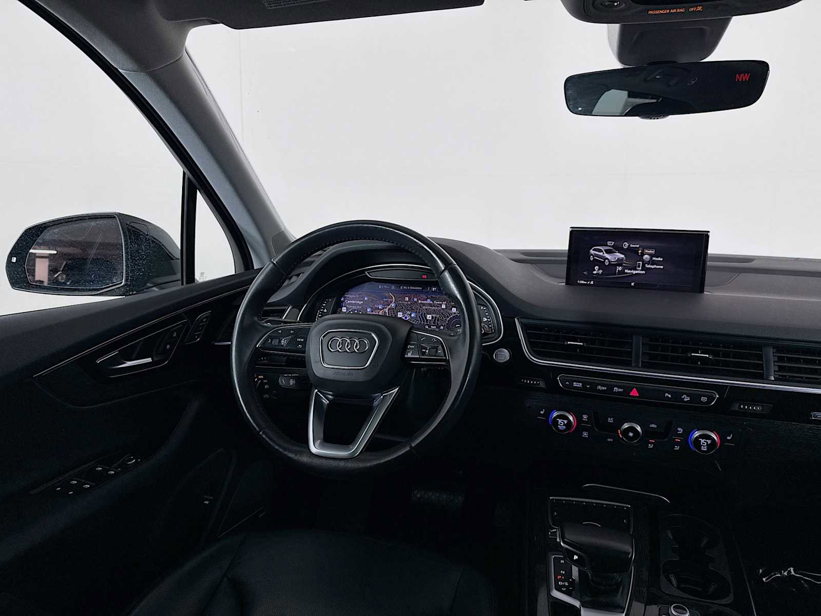 Used 2018 Audi Q7 3.0T Premium Plus w/ Premium Plus Package image 23