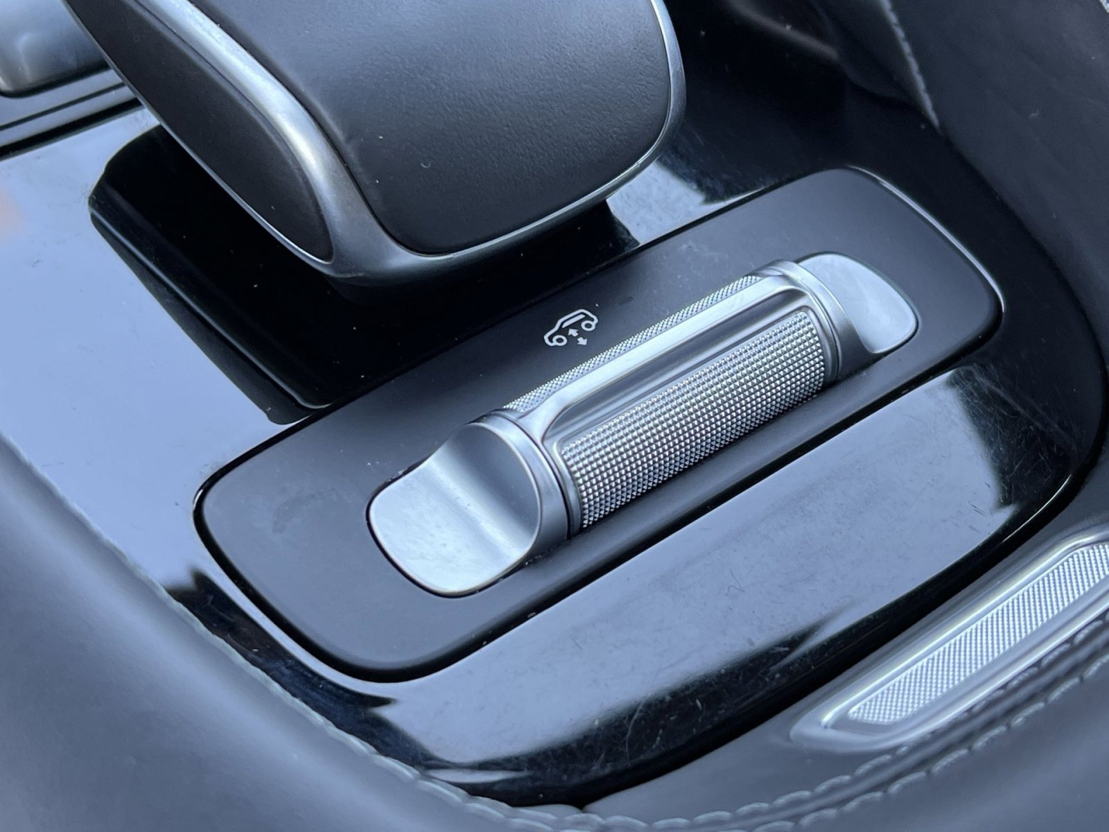 Used 2023 Mercedes-Benz GLS 580 4MATIC image 35