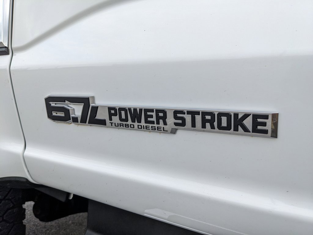 Used 2023 Ford F250 Lariat w/ Chrome Package image 25