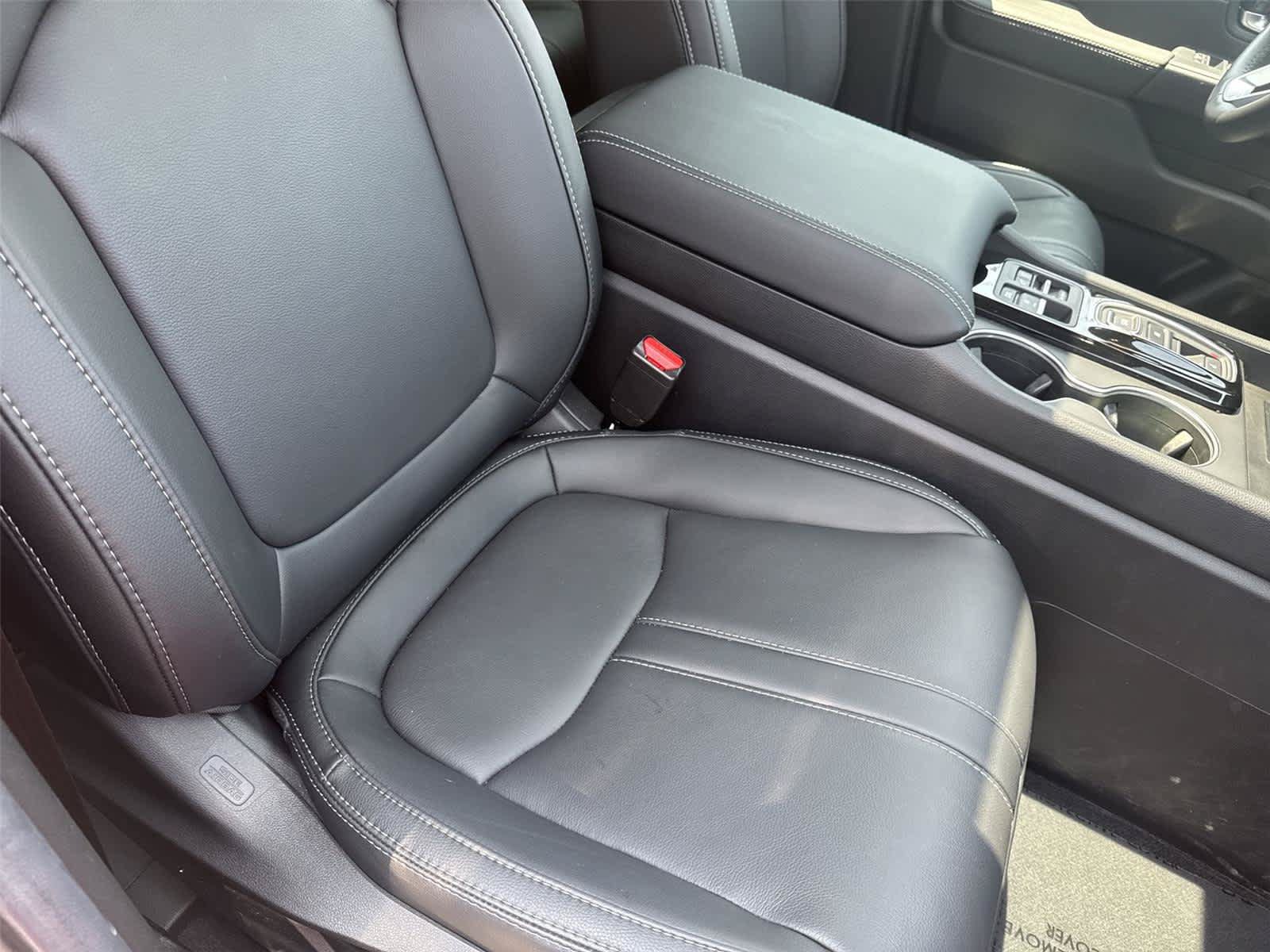 Used 2026 Honda Pilot Touring image 17