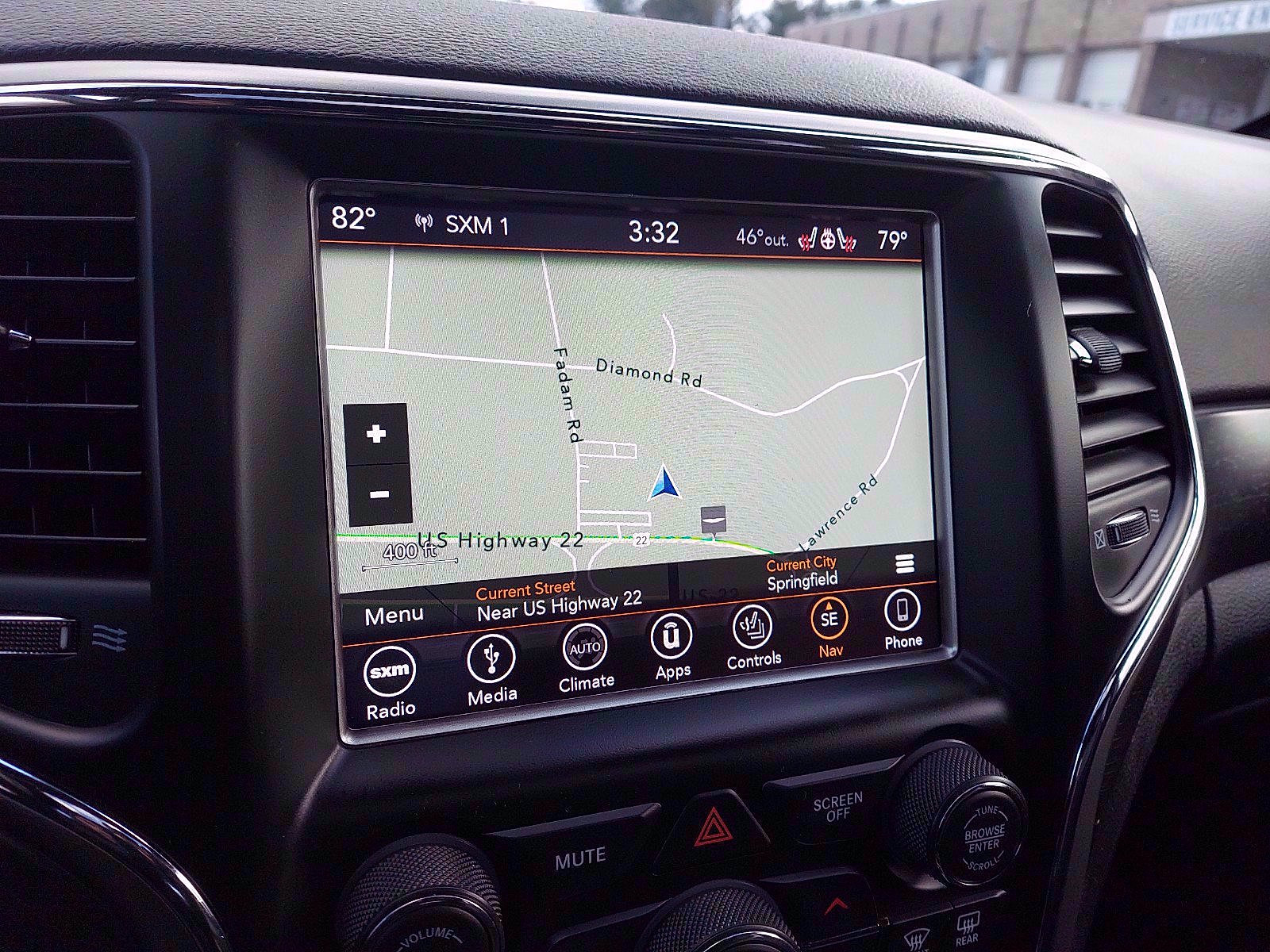 Used 2018 Jeep Grand Cherokee Altitude AWD/4WD image 17