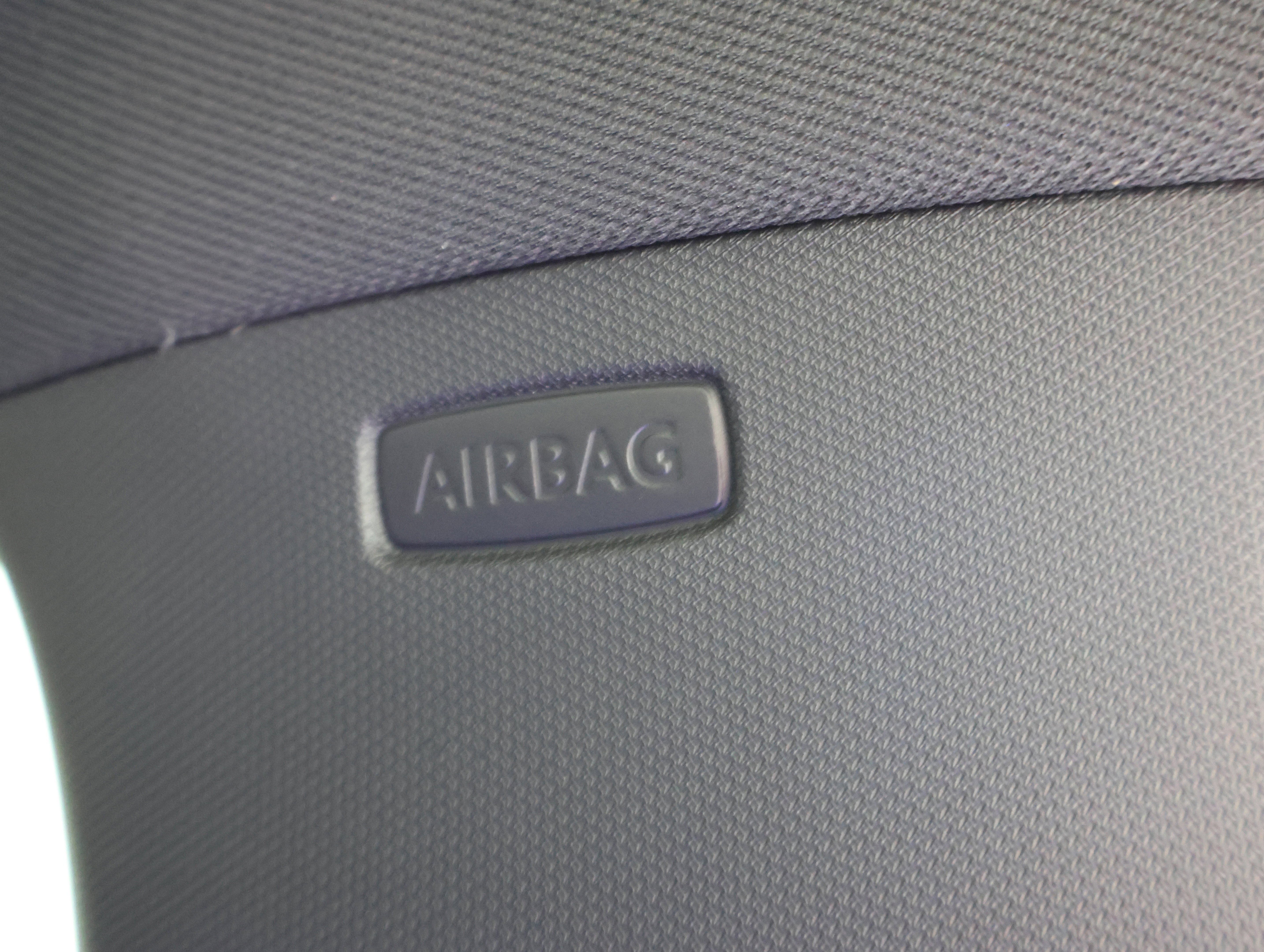 Used 2024 Volkswagen Golf R image 40