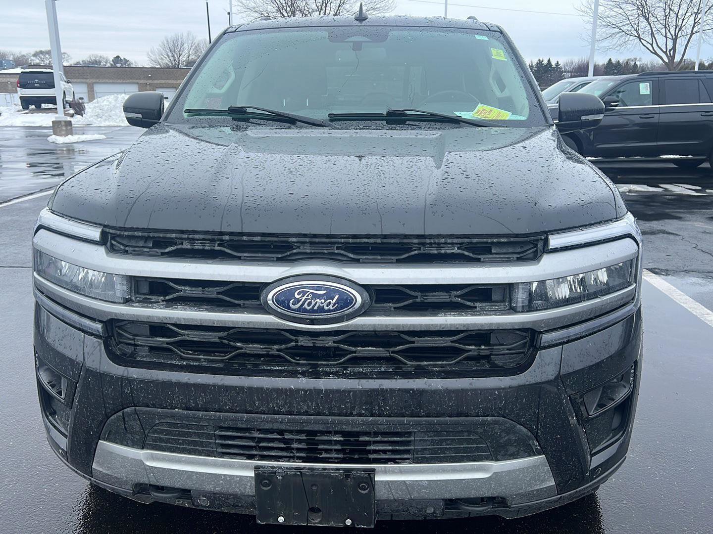 Used 2023 Ford Expedition XLT image 14