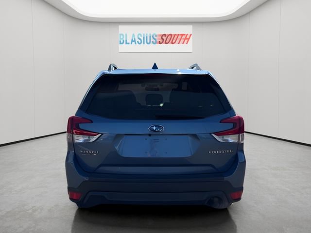 Used 2020 Subaru Forester Premium image 4