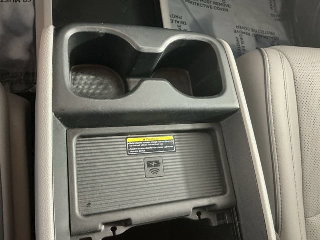 Used 2022 Honda Odyssey Elite image 31