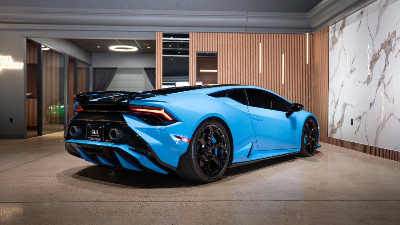 Used 2023 Lamborghini Huracan Tecnica RWD image 5