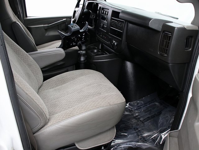 Used 2019 Chevrolet Express 3500 Work Van w/ Driver Convenience Package image 25