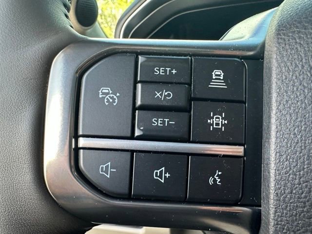 Certified 2025 Ford F350 Platinum w/ Platinum Plus Package image 26