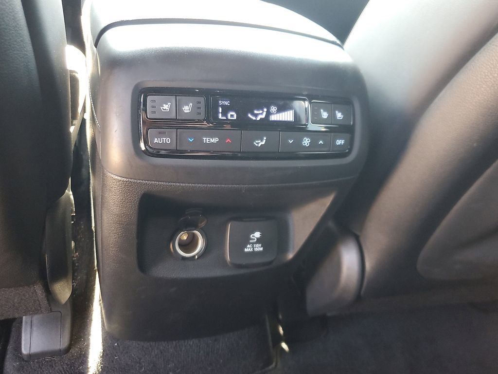 Used 2024 Hyundai Palisade Calligraphy image 12