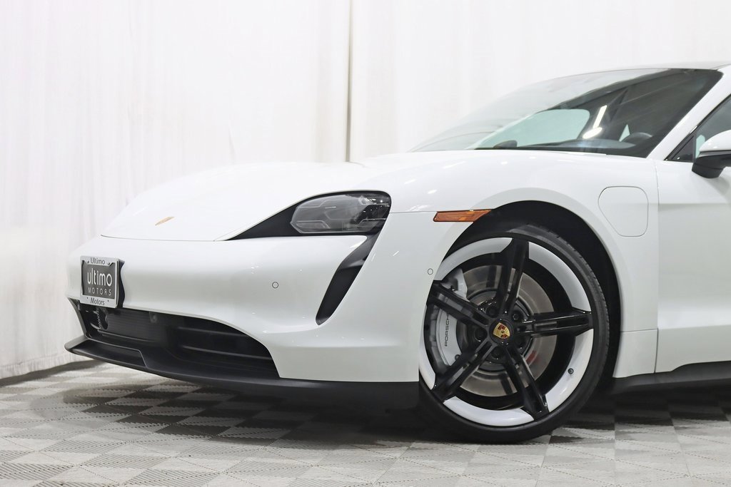 Used 2024 Porsche Taycan 4S image 2