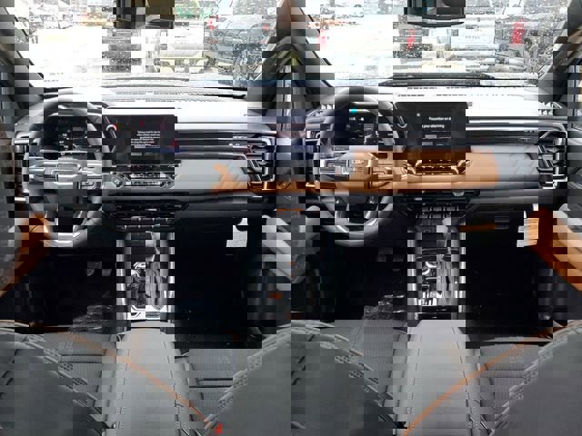 New 2026 GMC Canyon AT4 image 12