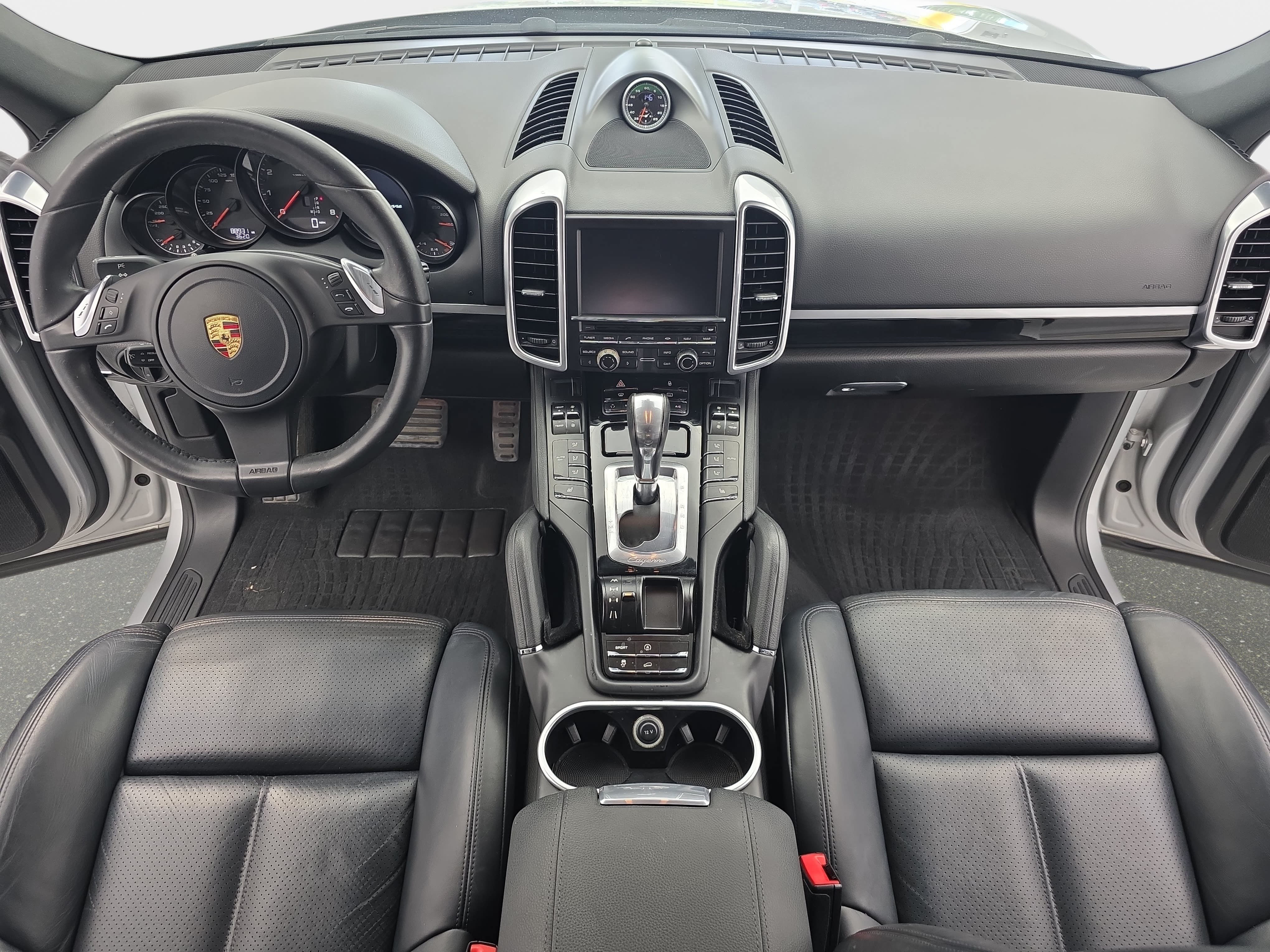 Used 2012 Porsche Cayenne AWD/4WD image 9