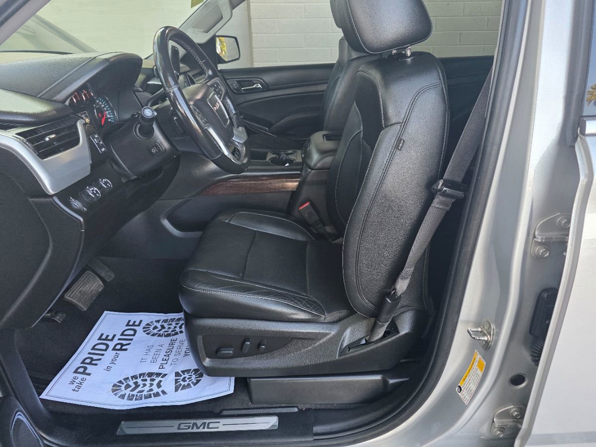 Used 2019 GMC Yukon XL SLT w/ Open Road Package image 17