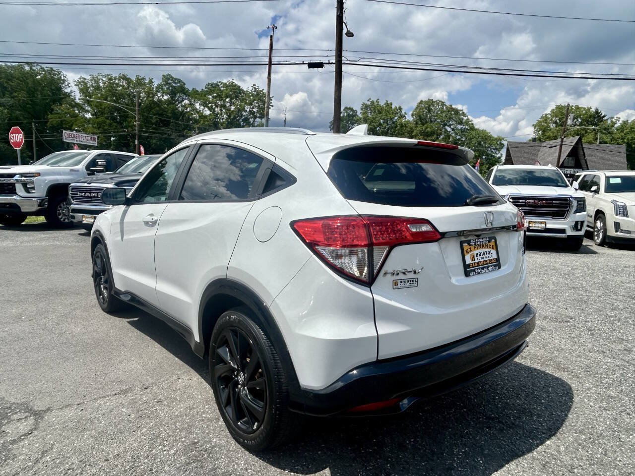 Used 2021 Honda HR-V Sport image 3
