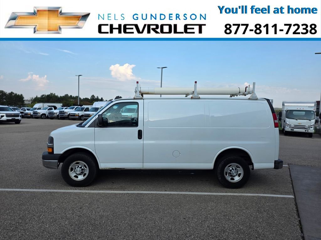 Used 2016 Chevrolet Express 3500 image 3