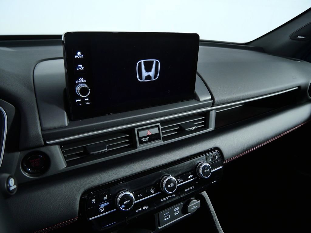 Used 2025 Honda Pilot Black Edition image 21