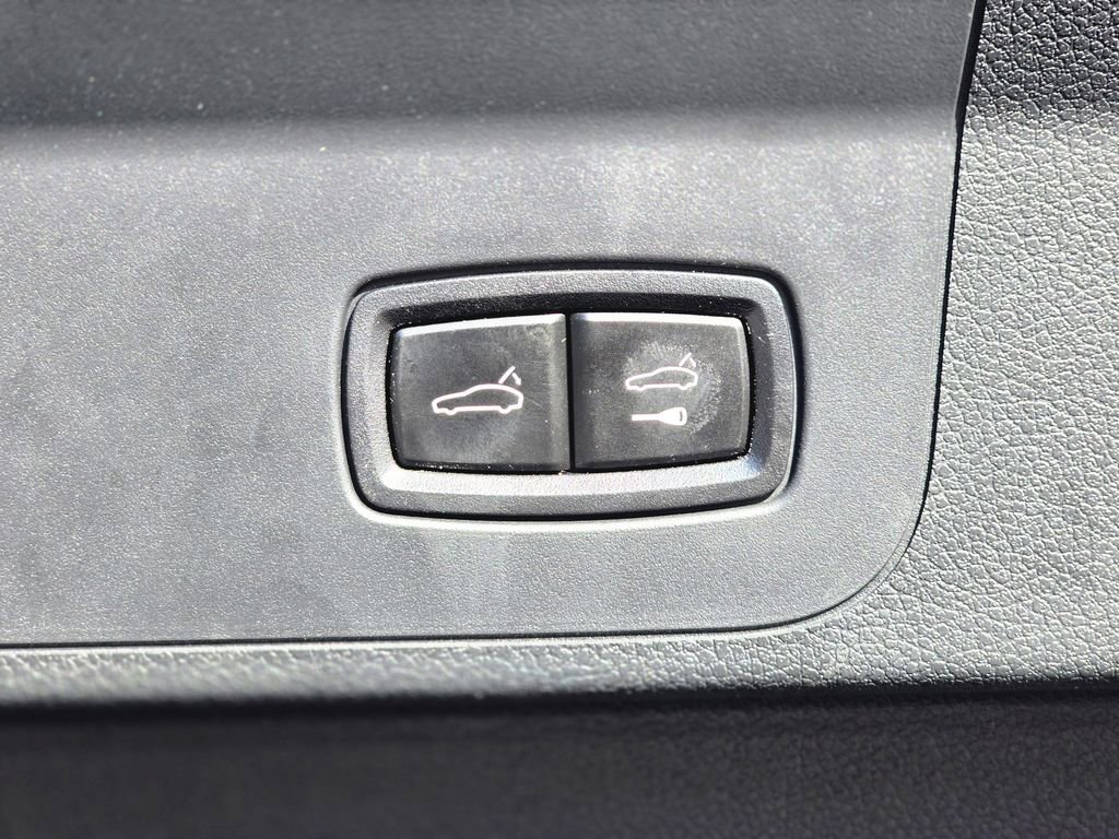 Used 2023 Porsche Panamera Platinum Edition image 7