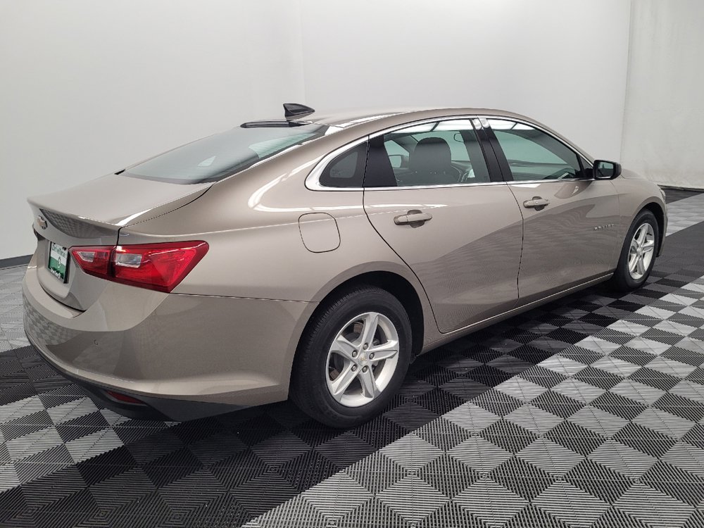 Used 2025 Chevrolet Malibu LS FWD image 10