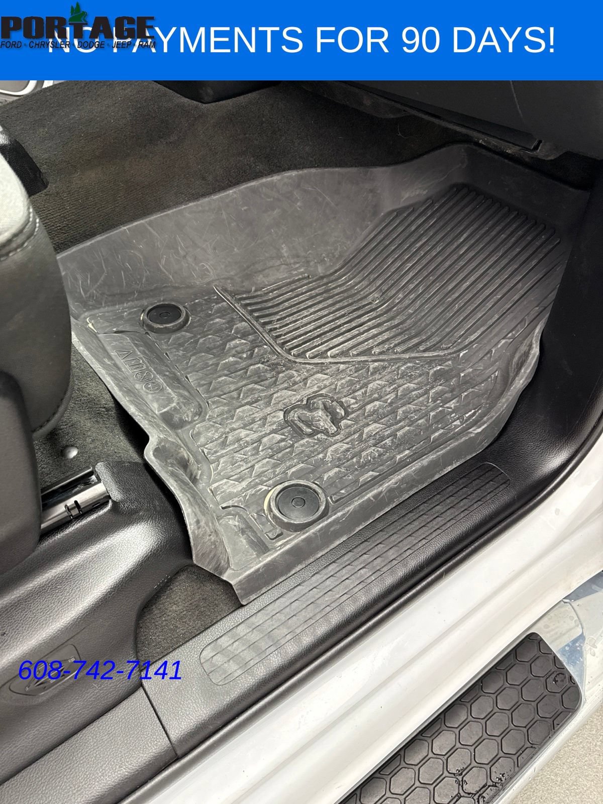 Used 2024 RAM 1500 Big Horn AWD/4WD image 30