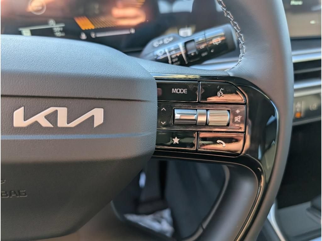 New 2026 Kia Sorento S w/ S Panoramic Sunroof Package FWD image 18