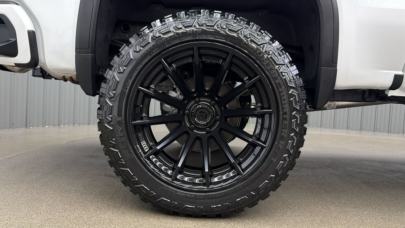 Used 2026 GMC Sierra 1500 AT4 w/ AT4 Premium Package AWD/4WD image 11