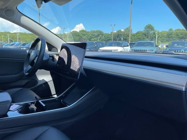 Used 2020 Tesla Model 3 Standard Range Plus RWD image 21