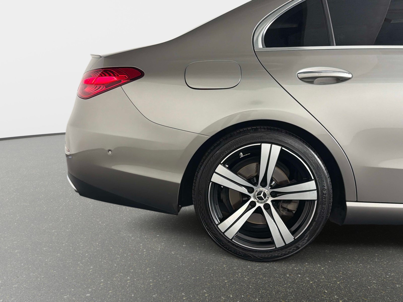 Used 2022 Mercedes-Benz C 300 Sedan image 19