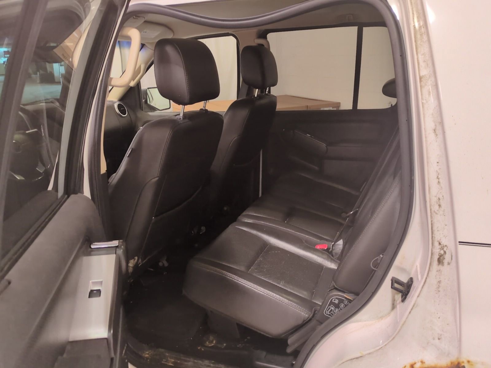 Used 2006 Mercury Mountaineer Luxury image 13