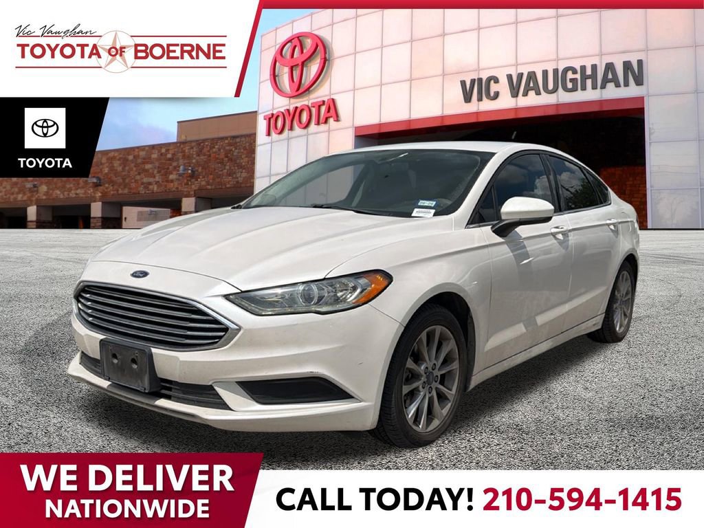 Used 2017 Ford Fusion SE w/ Fusion SE Technology Package