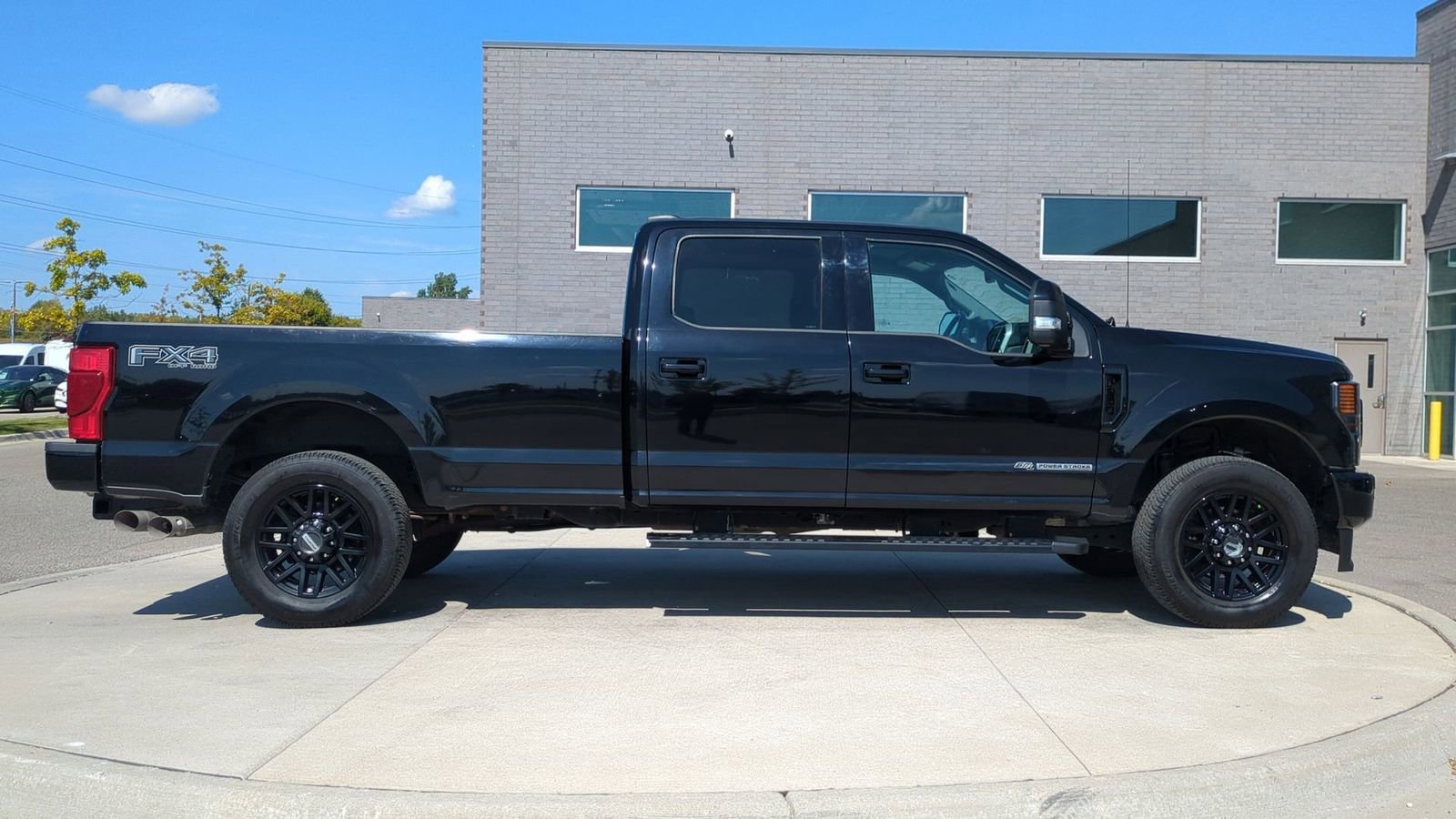 Used 2021 Ford F250 Lariat image 8