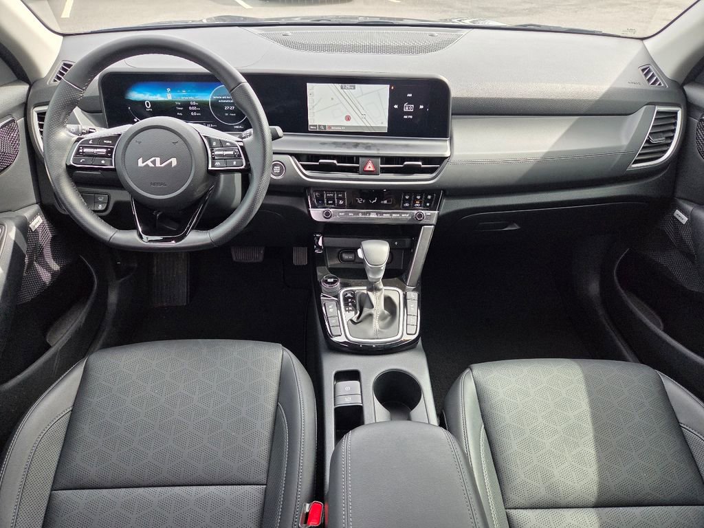 Used 2024 Kia Seltos SX w/ SX Sunroof Package AWD/4WD image 12