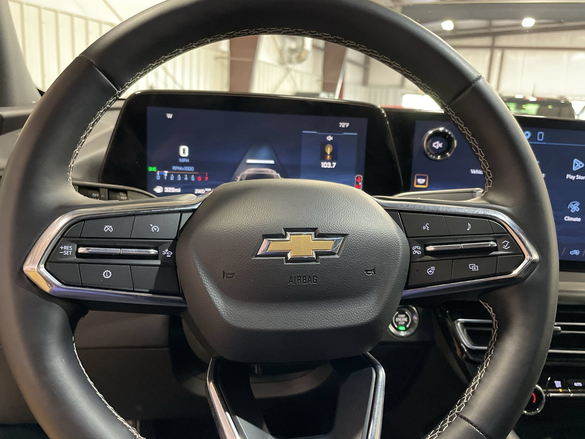 Used 2026 Chevrolet Traverse LT AWD/4WD image 16