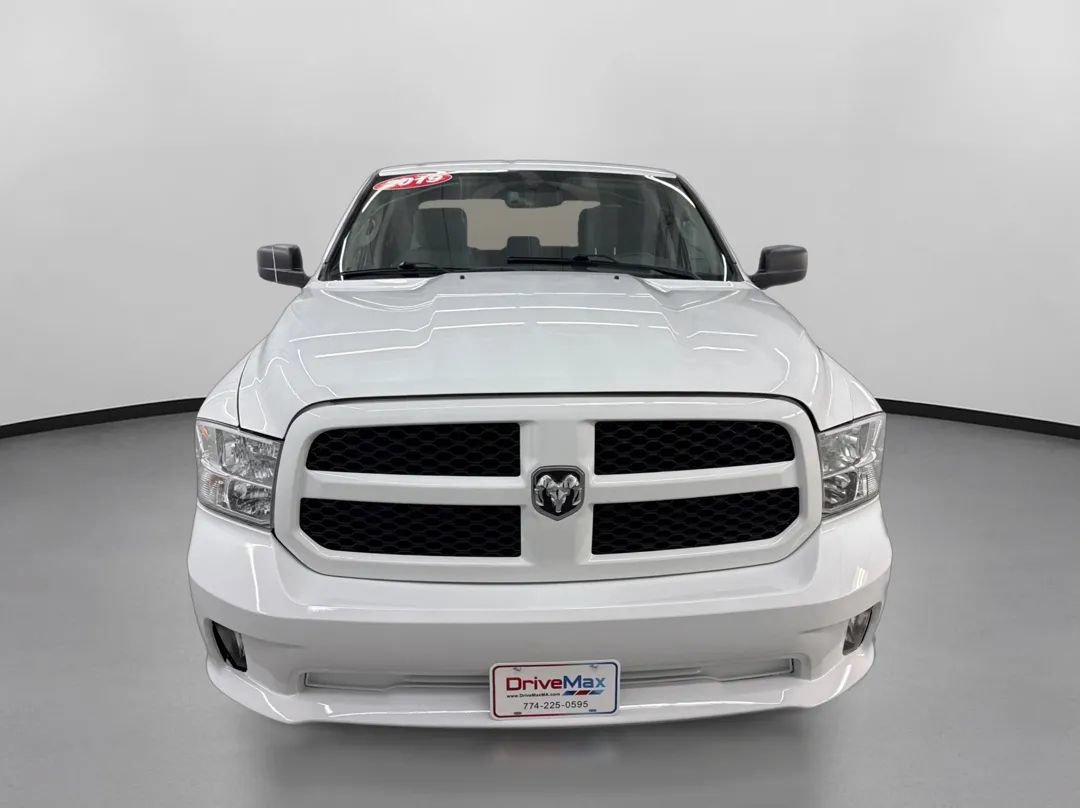 Used 2019 RAM 1500 Express AWD/4WD image 2