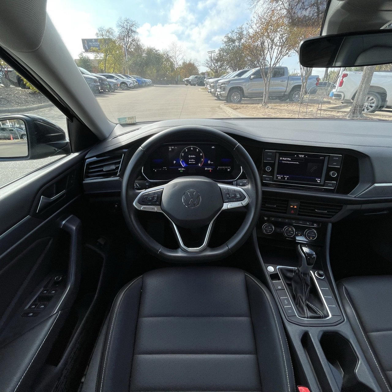 Used 2024 Volkswagen Jetta SE image 11