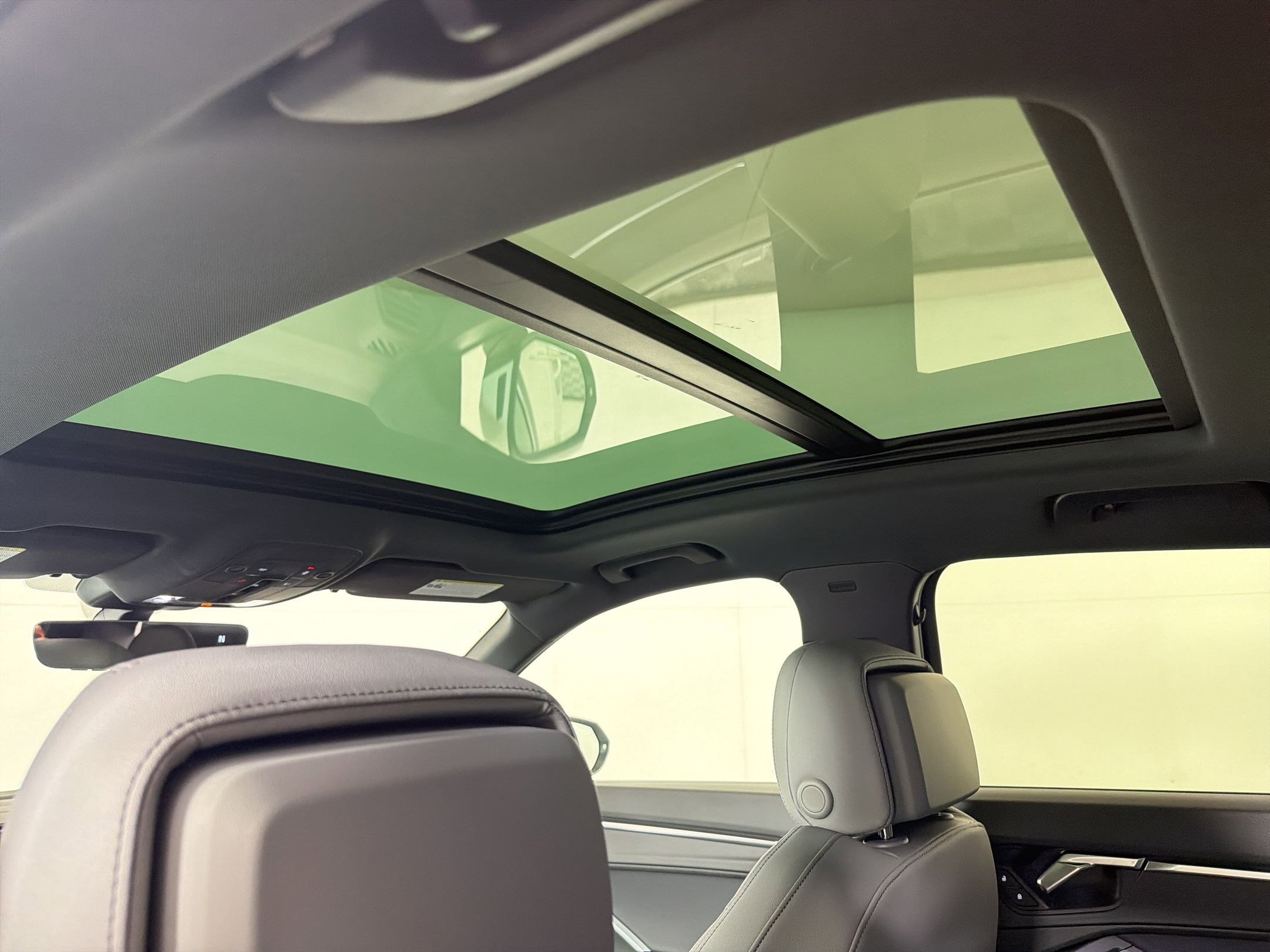 Certified 2025 Audi Q3 2.0T Premium w/ Convenience Package image 15