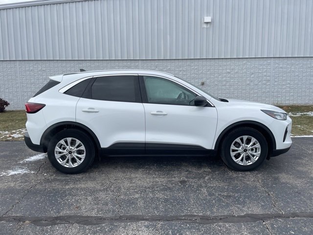 Used 2023 Ford Escape Active image 16
