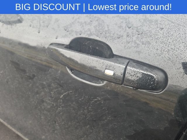 Used 2024 Chevrolet Equinox LT FWD image 24