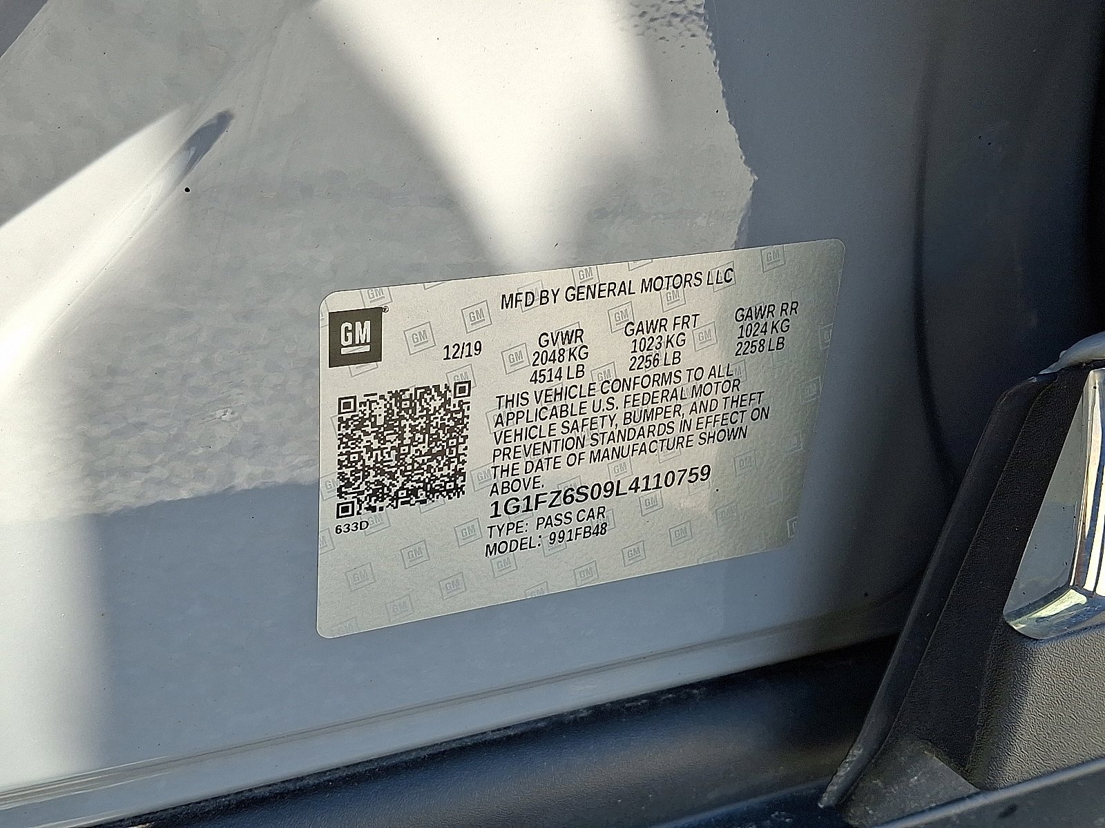 Used 2020 Chevrolet Bolt Premier w/ Infotainment Package FWD image 26