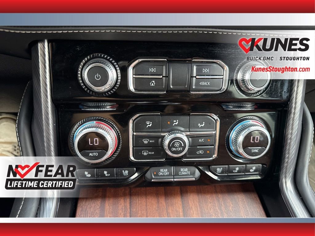 Used 2023 GMC Yukon XL Denali Ultimate image 35