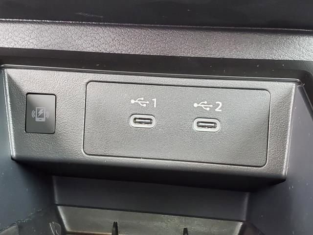 New 2026 Nissan Kicks SR image 33