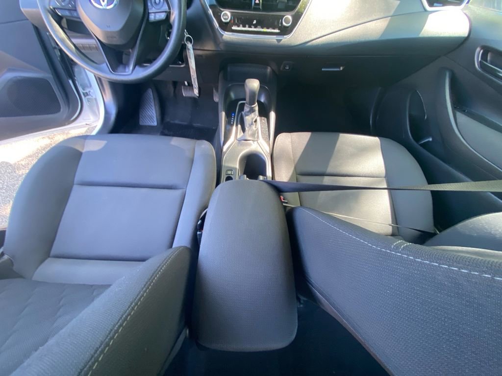 Used 2024 Toyota Corolla LE FWD image 11