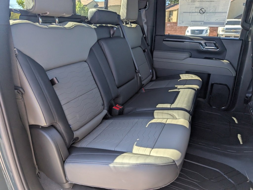New 2026 Chevrolet Silverado 2500 ZR2 image 14
