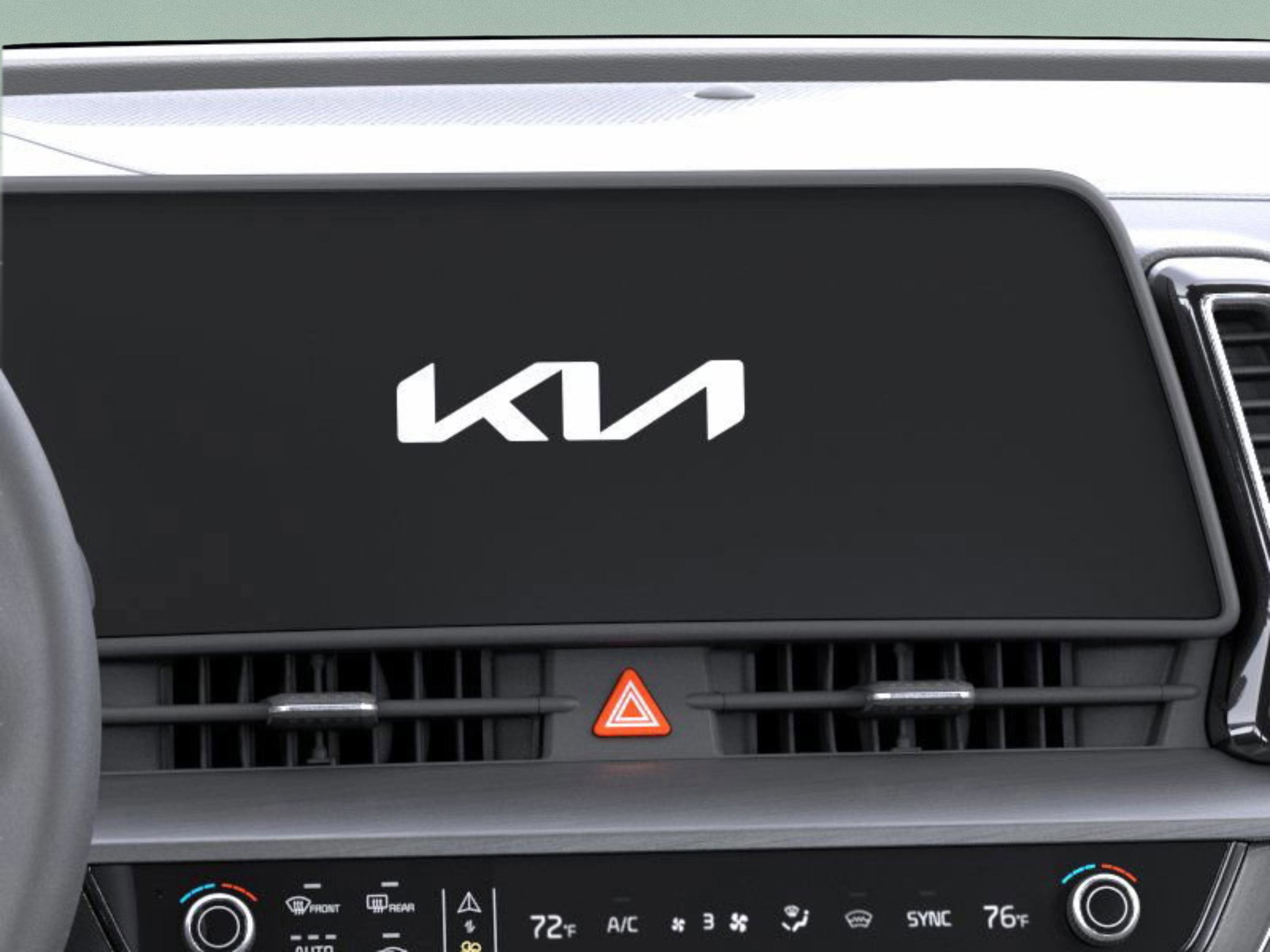 Used 2025 Kia Sportage EX w/ Premium Package FWD image 20