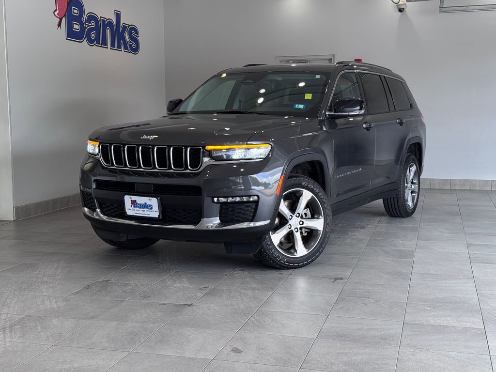 Used 2022 Jeep Grand Cherokee L Limited AWD/4WD image 2